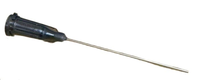 The Quality Aspirators Disposable Luer Lock Needles for LLSXN Suction Tip feature a black plastic hub and long metal shaft, shown on a white background—ideal as luer lock or blunt-tip needles for diverse medical procedures.